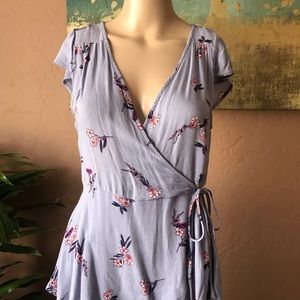 3 for $20 Francesca’s Floral V-Neck Blouse